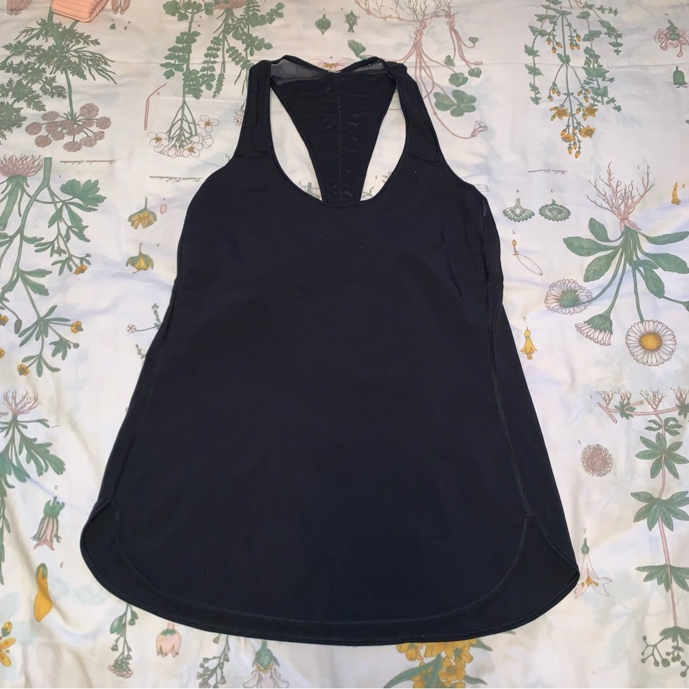Lululemon black tank